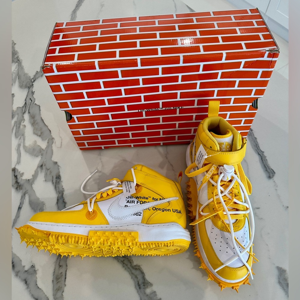 Off White x Air Force 1 Mid Sp Lthr